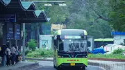 Giao thông công cộng Hà Nội: Trụ cột chuyển đổi xanh và giảm ô nhiễm