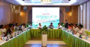 Giải golf Ryder Cup Quảng Ngãi trao học bổng 5 triệu đồng cho tân sinh viên