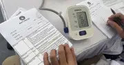 Giảm 'bẫy nghèo' y tế: Mở rộng BHYT, chia sẻ rủi ro, hỗ trợ thuốc miễn phí