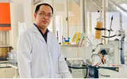 GS Thái Khắc Minh nhận giải Biên tập viên xuất sắc của Springer Nature