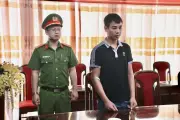 Gây rối trụ sở công an, quay video xúc phạm lực lượng chức năng