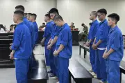 Hà Nội: Hai nhóm quái xế hỗn chiến bằng gạch khiến một người tử vong