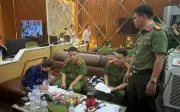 Hà Nội phát hiện nhiều dương tính ma túy tại karaoke, massage Yên Hòa