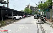 Hà Nội: Sau tố cáo của chính quyền, loạt bãi xe không phép tại Hà Đông vẫn vô tư hoạt động
