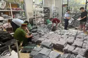 Hà Nội tạm giữ 2.575 sản phẩm thời trang giả mạo nhãn hiệu nổi tiếng