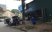 Hà Nội: Vì sao gara ô tô trên đất công ở Nam Trung Yên vẫn tồn tại?