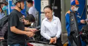 Hà Nội và TPHCM: Xăng E10 chính thức thay thế xăng truyền thống từ 1/6