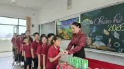 Hỗ trợ sữa uống tại trường học: Dấu ấn bình đẳng giáo dục công tư
