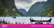 Haaland thuyết phục đồng đội chụp ảnh Viking trước World Cup