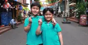Hai anh em đa ngôn ngữ gây sốt mạng xã hội với khả năng ngoại ngữ
