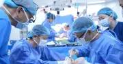 Hai bệnh nhân suy thận giai đoạn cuối xuất viện sau ghép thận thành công