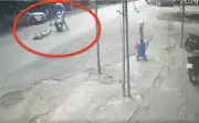 Hai đối tượng tông thẳng vào CSGT ở Phú Thọ, dương tính ma túy