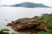 Hang Mũi Trâu – Viên ngọc thô nơi cửa biển Bắc Trung Bộ