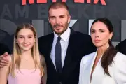 Harper Beckham 15 tuổi tự xây đế chế làm đẹp, không chờ thừa kế