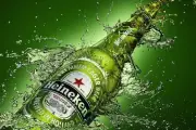 Heineken bổ nhiệm CEO ngoài ngành bia lần đầu tiên trong 87 năm