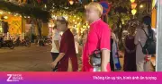 Hội An xác minh vụ du khách nước ngoài mặc áo dài phản cảm