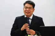 Hiệu trưởng Đại học Quốc tế làm Giám đốc Sở KH&CN TPHCM