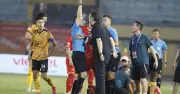 HLV Popov lại bất mãn sau trận hòa, dọa rời V-League