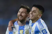 HLV Scaloni xác nhận Messi bình phục chấn thương, sẵn sàng cho World Cup 2026