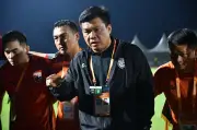 HLV U19 Thái Lan nói về khả năng đấu U19 Việt Nam ở bán kết