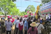 Hàng nghìn người đổ về cồn Mỹ Phước vui ngày hội sông nước miệt vườn dịp Tết Đoan Ngọ
