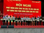 Hưng Yên hiến tặng 221 hiện vật cho Bảo tàng Đảng Cộng sản Việt Nam