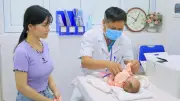 Hành trình giành giật sự sống của bé gái sinh non 26 tuần nặng 900g