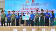 Hành trình theo chân Bác: Trao quà và hỗ trợ vùng biên Nghệ An