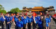Hành trình 'Tôi yêu Tổ quốc tôi' chặng 2: Hơn 2.000 thanh niên đồng diễn tại Huế