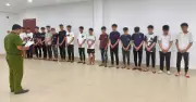 Huế khởi tố 14 thanh thiếu niên mang hung khí gây tai nạn rồi bỏ trốn