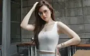 Đời thường gợi cảm của bà mẹ 2 con Phanh Lee sau giảm mỡ thành công