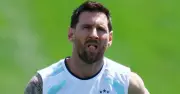 Đội tuyển Argentina đoàn kết cùng Messi tẩy chay kênh tin giả về bố anh