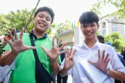 Điểm chuẩn lớp 10 trường chuyên Hà Nội năm 2026 tăng mạnh