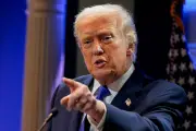 Iran bắn hạ trực thăng Mỹ, Tổng thống Trump cảnh báo đanh thép