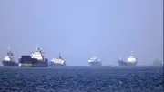 Iran khẳng định chủ quyền Eo biển Hormuz, cảnh báo đáp trả mạnh nếu Mỹ tấn công