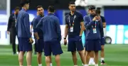 Iran đến Mỹ sẵn sàng trận ra quân World Cup 2026, Uruguay bị hoãn bay