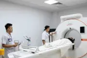 Điều trị ung thư bước vào kỷ nguyên mới với miễn dịch trị liệu và y học hạt nhân
