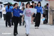 Kỳ thi tốt nghiệp THPT 2025: Thí sinh hồi hộp bước vào môn thi đầu tiên