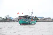 Khắc phục thế vàng iuu: Cà Mau kiểm soát tàu cá xuất nhập bến