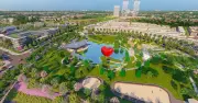 Khách hàng đổ về tham quan nhà mẫu Hồng Hạc City sau giải thưởng