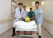 Khi bác sĩ phải nói điều đau lòng nhất với gia đình bệnh nhân