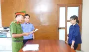 Khởi tố đối tượng xịt nước cao áp vào mặt người bán rau