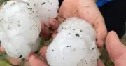 Không khí lạnh cuối mùa về, gây mưa lớn trên 300 mm, đề phòng lốc sét