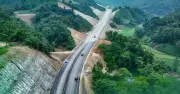 Khát vọng xuyên đá xám: Cao tốc Đồng Đăng - Trà Lĩnh phá thế cô lập