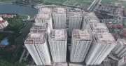 Khu chung cư đông dân nhất Hà Nội: Bên trong 'thành phố' vận hành 24 giờ
