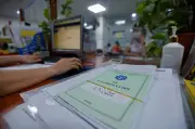 Kiến nghị mở rộng diện hỗ trợ tiền đóng bảo hiểm xã hội bắt buộc