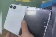 Lộ diện thiết kế và màu sắc iPhone màn hình gập đầu tiên của Apple