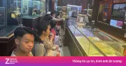 Lỗ ngay 4 triệu mỗi lượng, vì sao người dân vẫn xếp hàng mua vàng?
