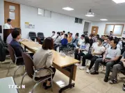 Lao động chính thức tại Hàn Quốc giảm lần đầu sau hơn 26 năm