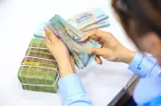 Lãi suất huy động tăng trở lại, áp lực tín dụng đẩy cuộc đua vốn nóng lên